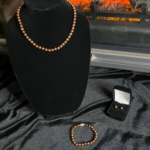 Chocolate pearl set.Necklace-18” Bracelet-8” 14k gold clasp & earrings